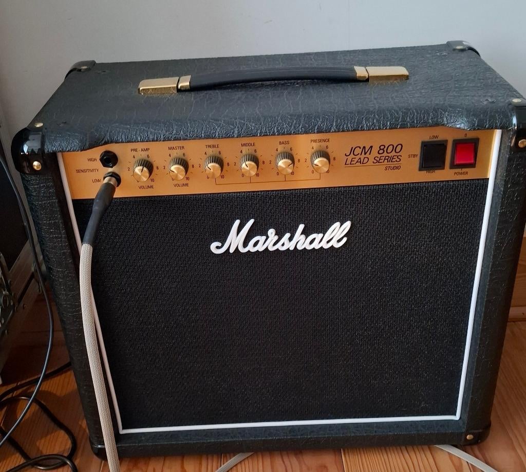 Marshall JCM 800 (20WATTS)., Musique & Instruments, Enlèvement, Comme neuf, Guitare, Moins de 50 watts