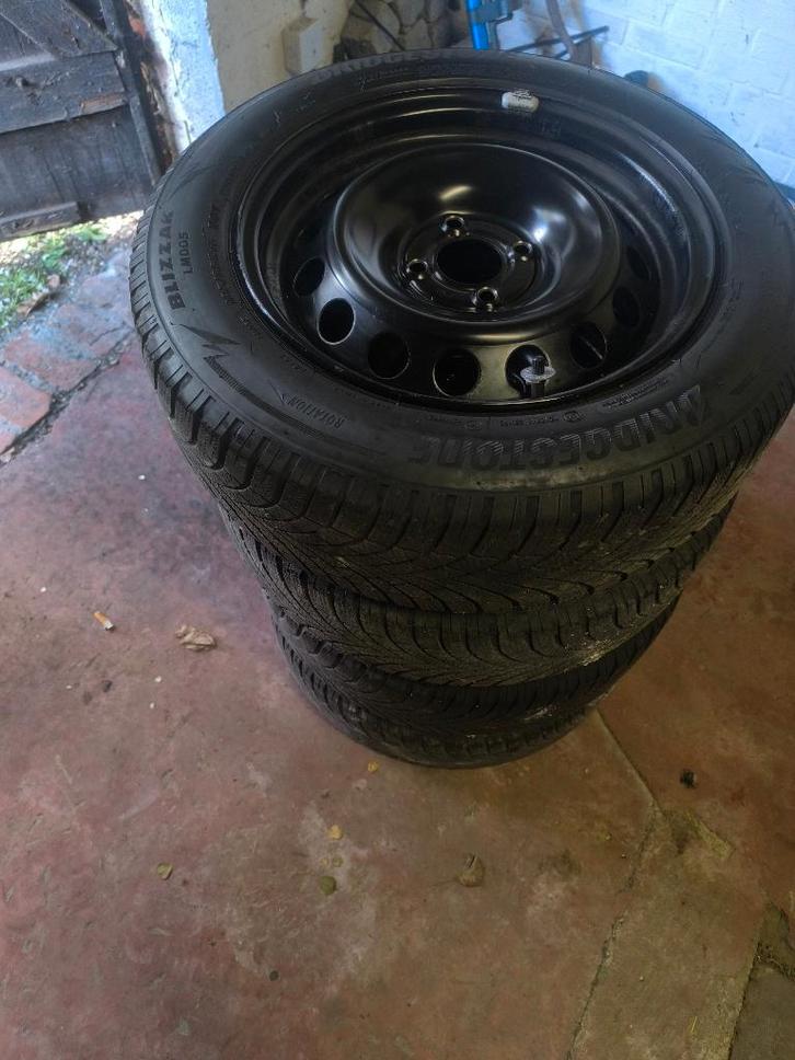 185/65/R15, Auto-onderdelen, Banden en Velgen, Band(en), All Season, 15 inch, 185 mm, Personenwagen, Gebruikt, Ophalen