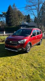 Dacia Lodgy 1.5 diesel 7 places, Autos, Rouge, Achat, Euro 6, 7 places
