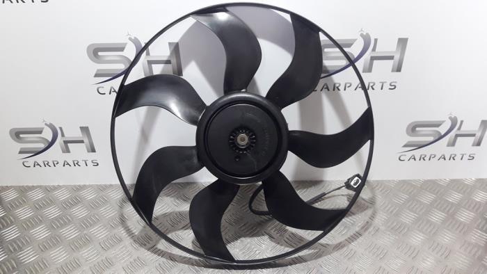Ventilateur d'un Mercedes CLA, Autos : Pièces & Accessoires, Climatisation & Chauffage, Mercedes-Benz, Utilisé, 3 mois de garantie