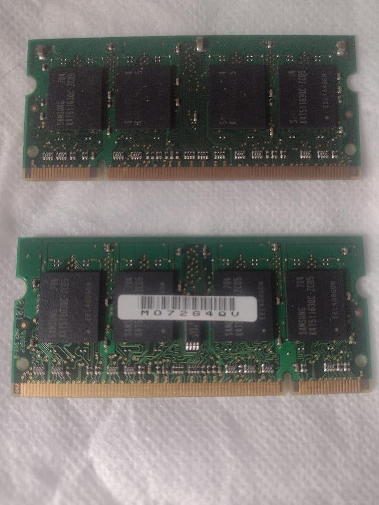 Lot de 2 Barrettes Mémoires, Informatique & Logiciels, Mémoire RAM, Utilisé, Laptop, 512 GB ou plus, DDR2, Enlèvement ou Envoi