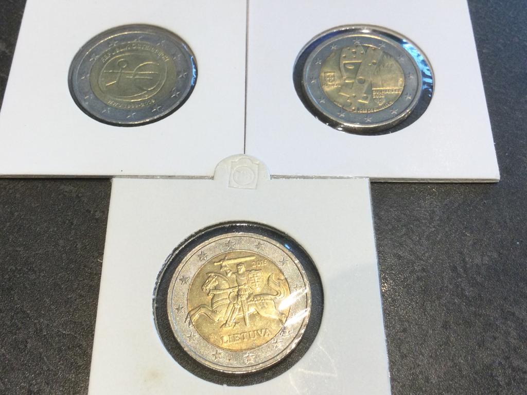 Eurozone 3 x 2 euro lot 5, Postzegels en Munten, Ophalen of Verzenden, 2 euro