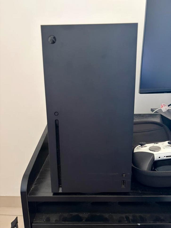 Xbox x serie, Games en Spelcomputers, Spelcomputers | Xbox Series X en S, Zo goed als nieuw, Ophalen