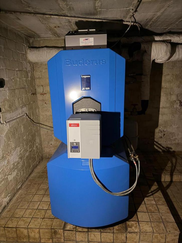 Buderus mazoutketel, Doe-het-zelf en Bouw, Chauffageketels en Boilers, Zo goed als nieuw, Ophalen