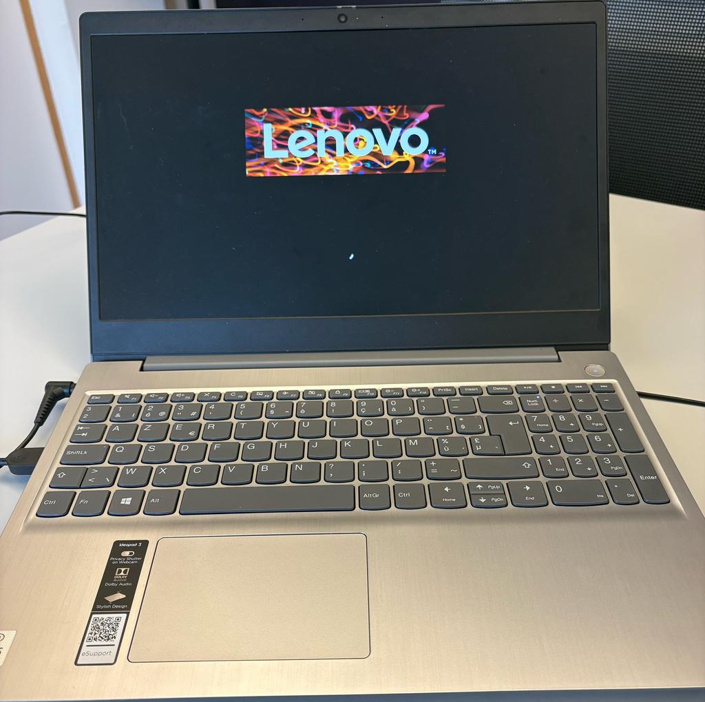 Lenovo IdeaPad 3 i5 - SSD 512 Go  - RAM 8 Go, Gebruikt, 15 inch, 8 GB, 8 GB