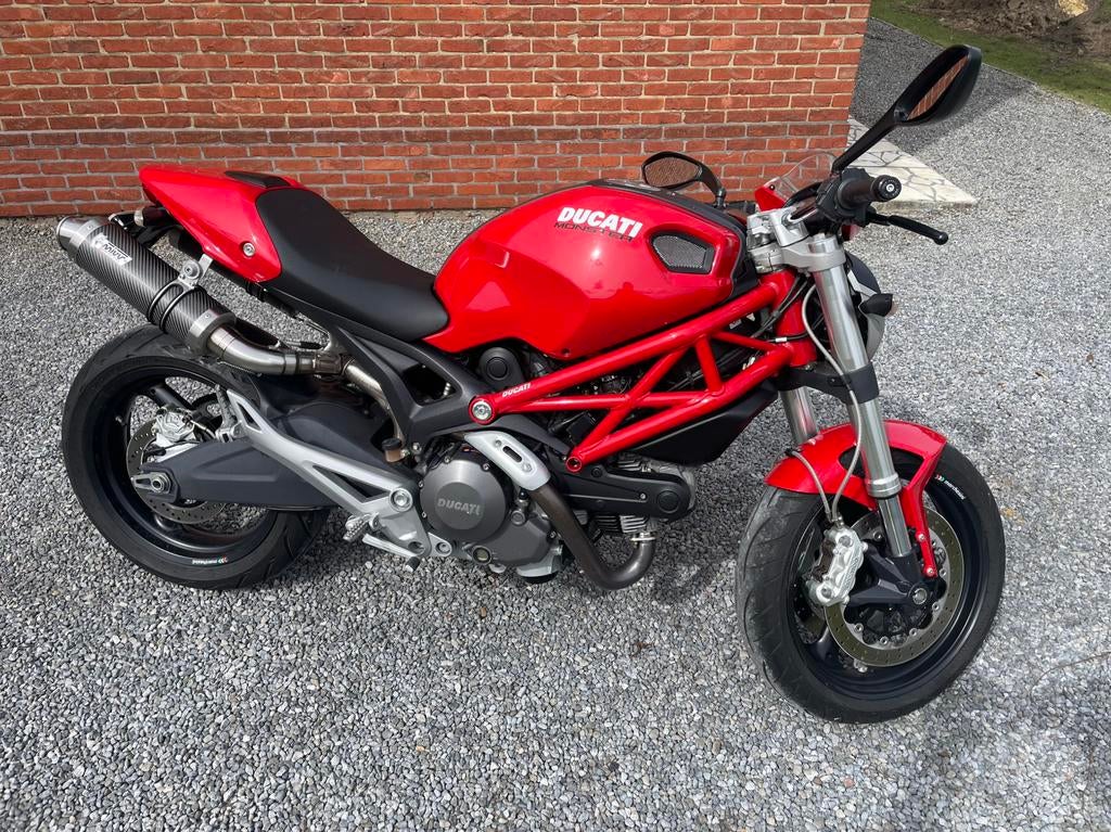 Ducati Monster 696, Motos, Motos | Ducati, Particulier, Naked bike, 2 cylindres, Échappement sport, Manuelle, Occasion, Occasion