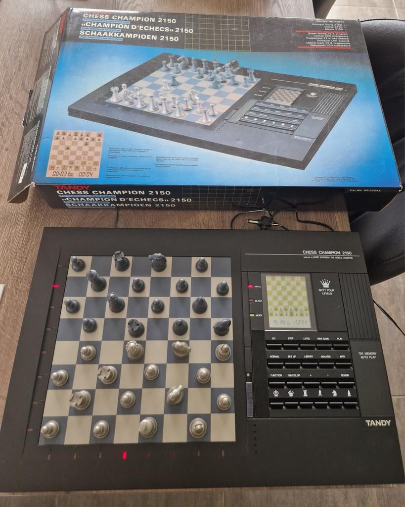 Tandy Chess Champion 2150 - Années 80 - avec reçu, Collections, Appareils électroniques, Ordinateurs et Machines à calculer, Enlèvement ou Envoi