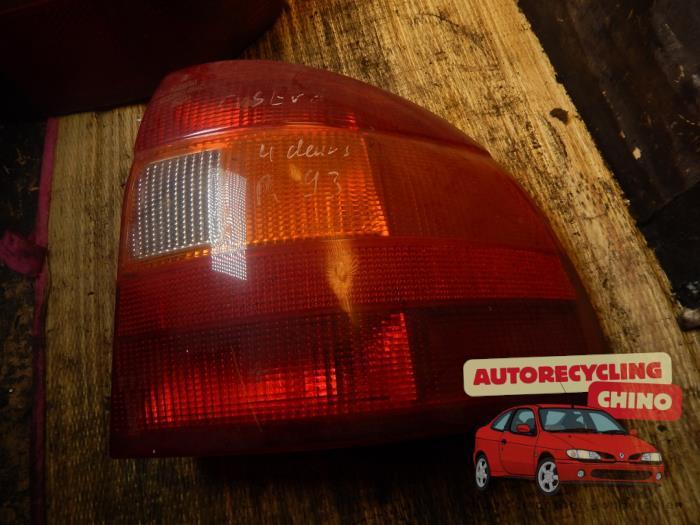 Achterlicht rechts van een Opel Astra, Gebruikt, -, -, Opel