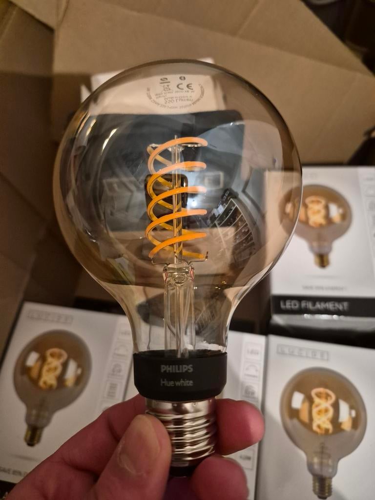 Philips hue white globe getint, Ophalen