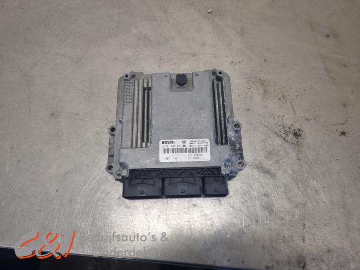 Ordinateur gestion moteur d'un Renault Trafic, Renault, -, 3 mois de garantie, Utilisé