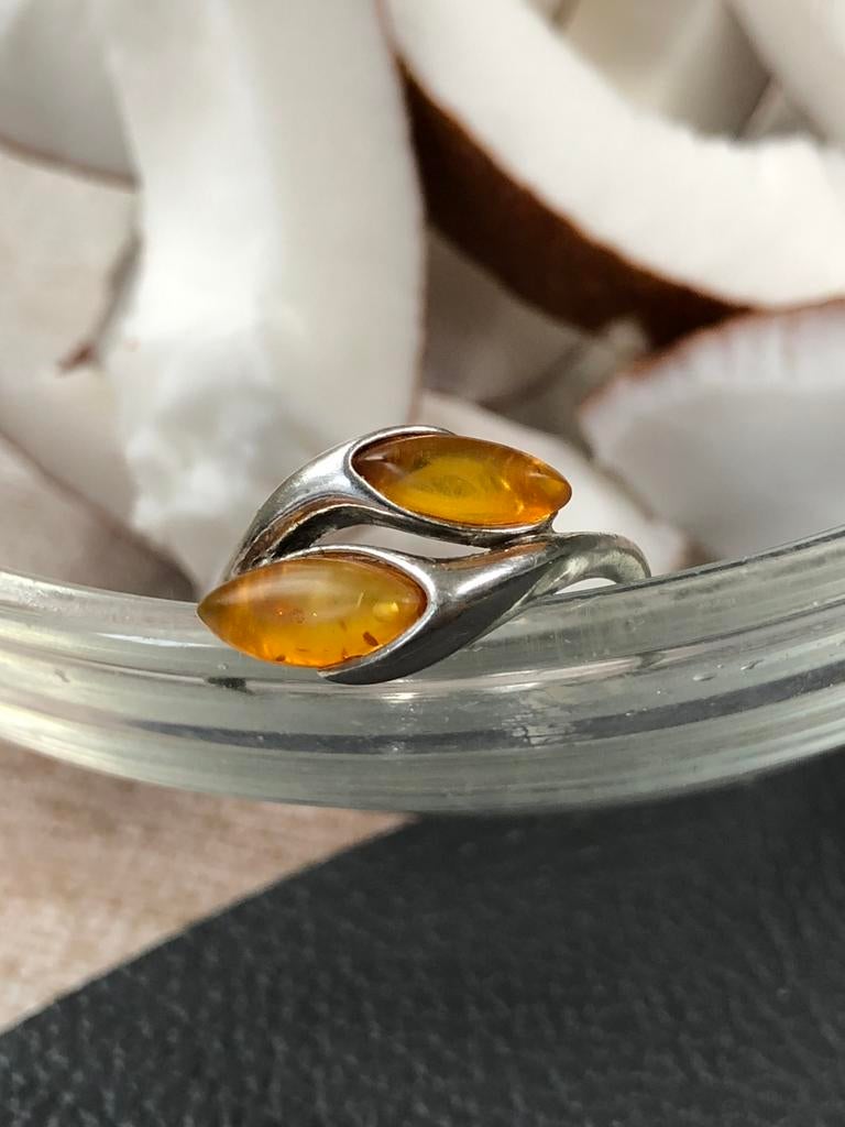 Bague en argent avec ambre, Bijoux, Sacs & Beauté, Bagues, Enlèvement ou Envoi, Comme neuf, Argent, Argent