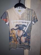 2 t-shirts Shaun the sheep 134/140, Kinderen en Baby's, Kinderkleding | Maat 134, Ophalen of Verzenden, Zo goed als nieuw, Jongen