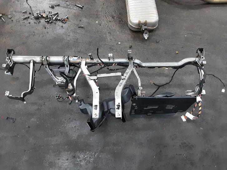 CADRE DE TABLEAU DE BORD BMW X2 (F39) (01-2017/10-2023), Autos : Pièces & Accessoires, Suspension & Châssis, BMW, Utilisé