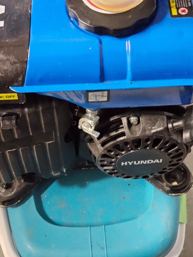 generateur ELECTRIQUE HYUNDAY, Enlèvement, Comme neuf