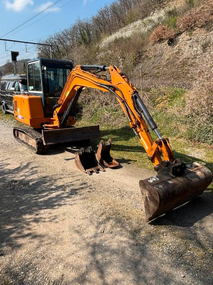 Mini pelle hanix, Articles professionnels, Machines & Construction | Grues & Excavatrices, Chargeuse-pelleteuse, Enlèvement