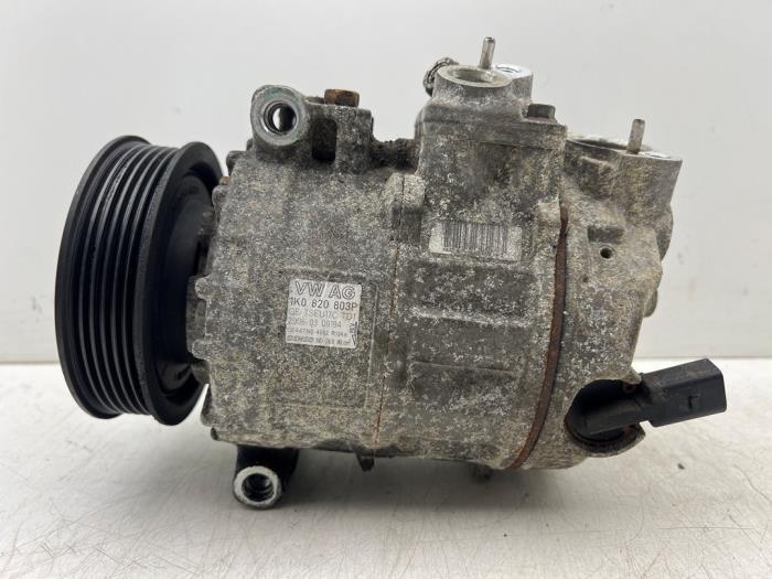 Aircopomp van een Volkswagen Golf, Gebruikt, -, Volkswagen, -