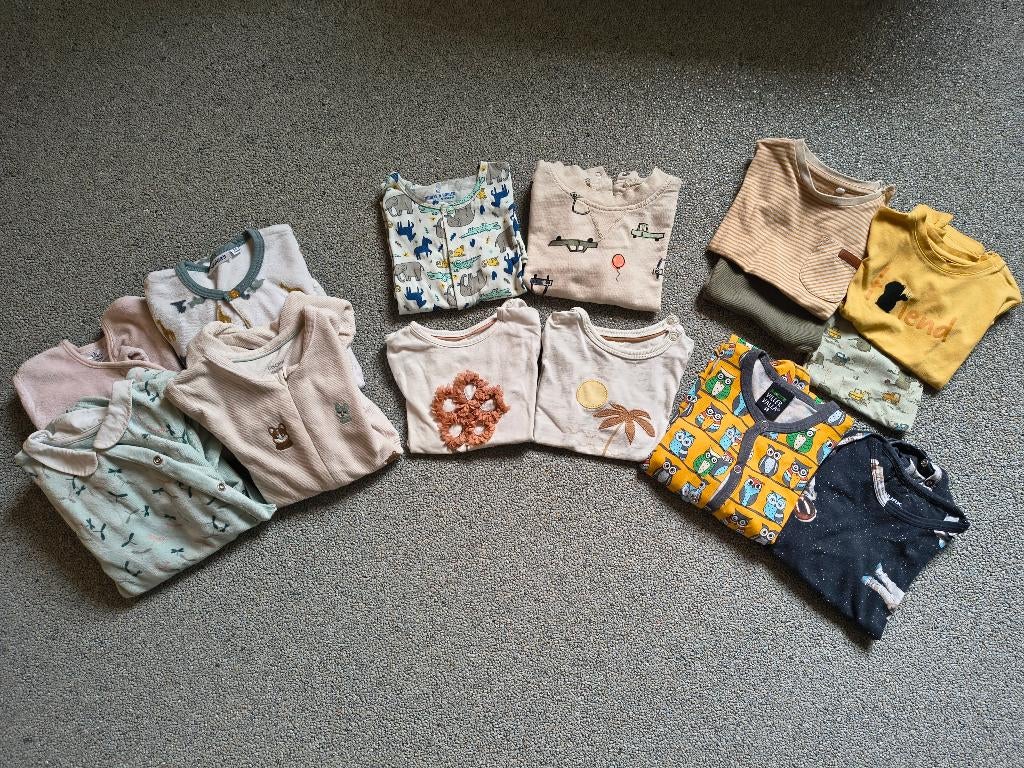 Babykleding maatje 74 (14 stuks), Ophalen, Zo goed als nieuw, Maat 74