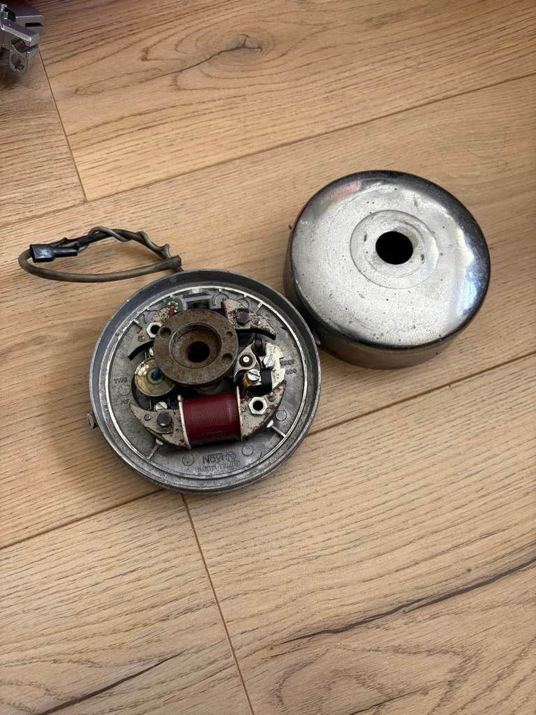 Mobylette motobecane, Ophalen of Verzenden, Zo goed als nieuw