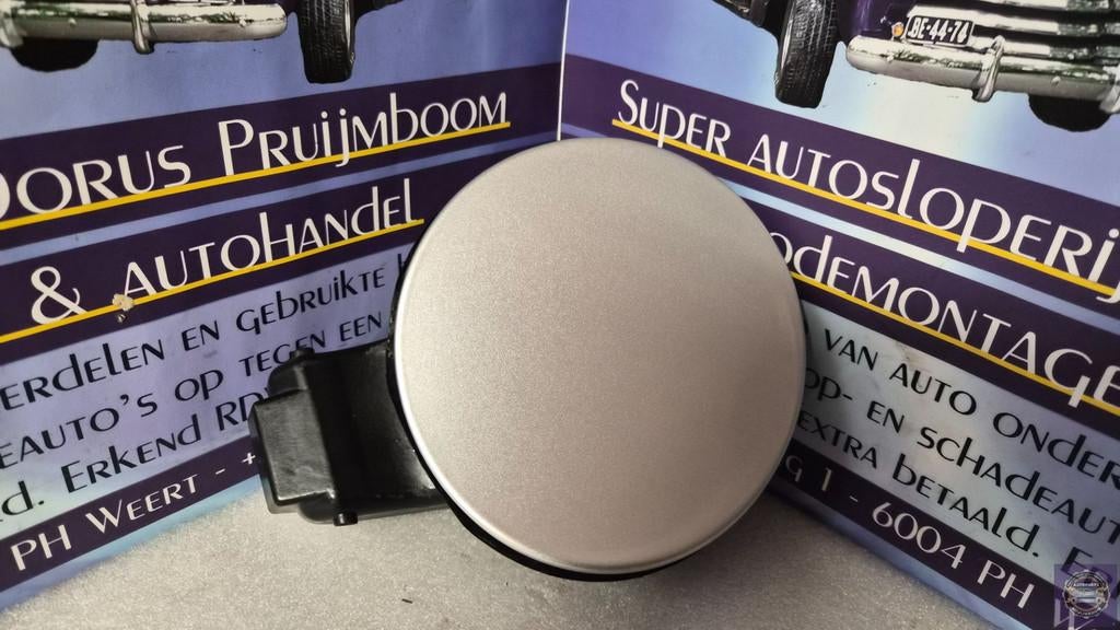 Ford Fiesta 6 (JA8) Tankklep kleur code grijs 69, Auto-onderdelen, Carrosserie, Ford, Gebruikt