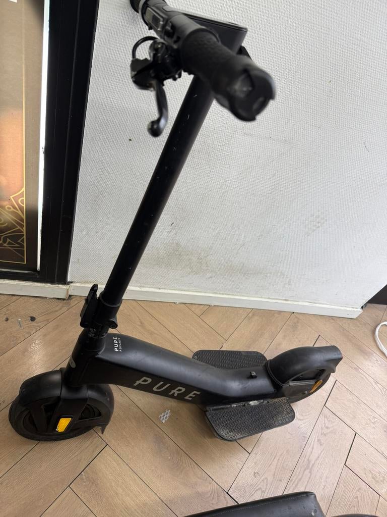 Pure step, Fietsen en Brommers, Ophalen, Zo goed als nieuw, Elektrische step (E-scooter)