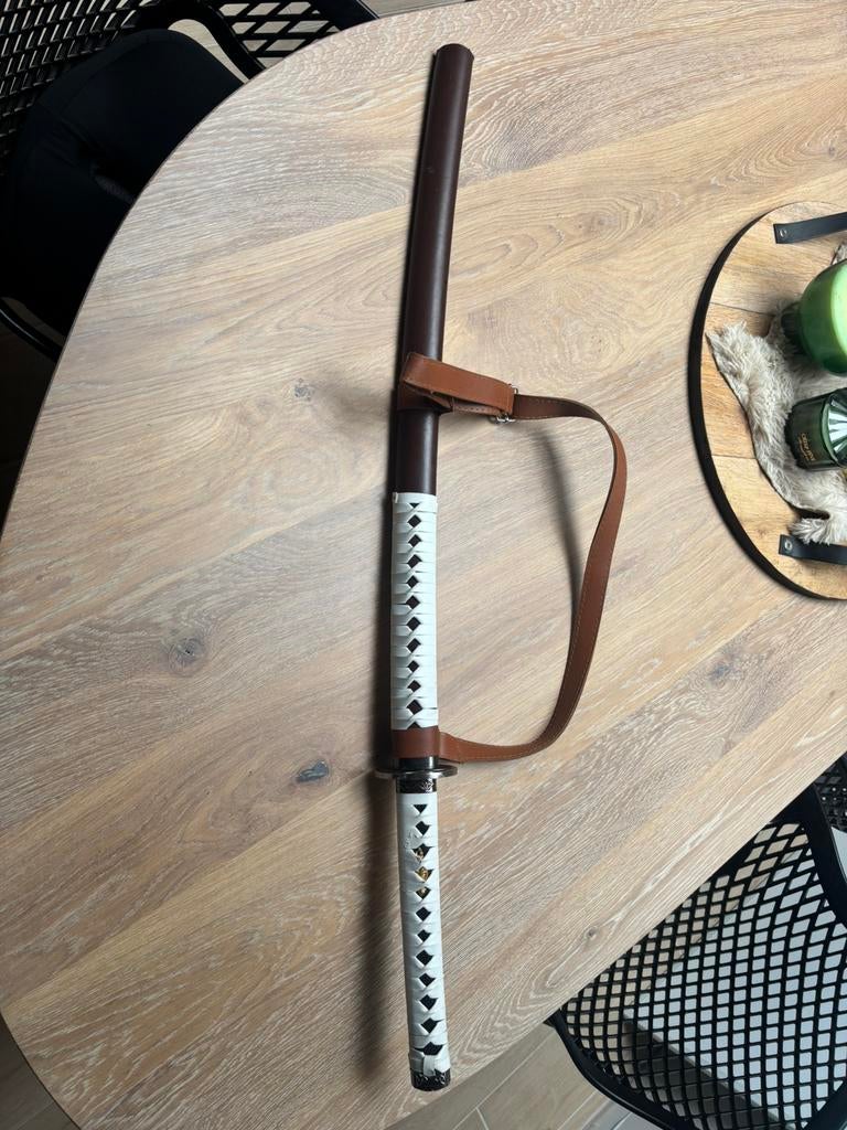 The walking dead replica katana, Collections, Enlèvement, Comme neuf