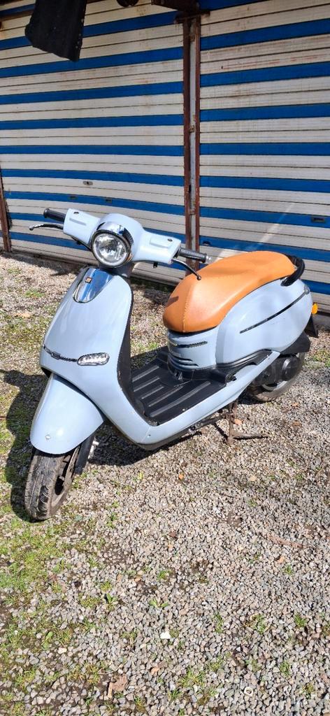 Scooter Ksrmoto cruzer 50cc, Vélos & Vélomoteurs, Scooters | SYM, Enlèvement