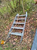Trap 5 treden + extra treden, Doe-het-zelf en Bouw, Ladders en Trappen, Ophalen, Trap