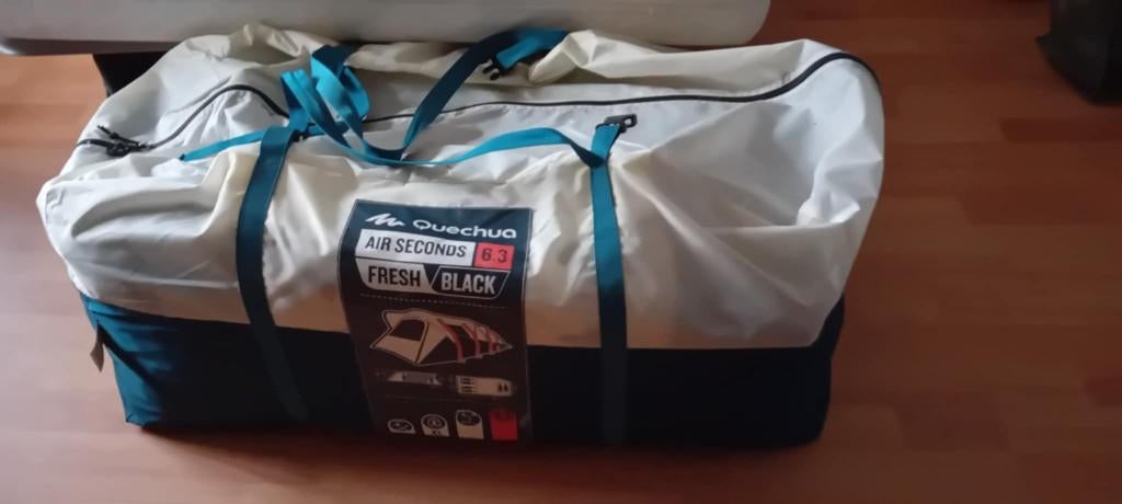 tente Queshua 6 personnes, Enlèvement, Utilisé, Jusqu'à 3