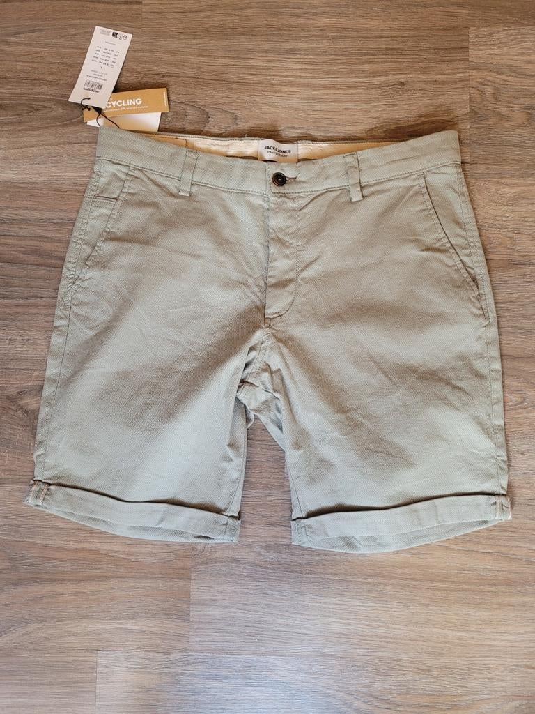 Nieuwe herenschort"Jack& Jones"  maat Large, Kleding | Heren, Broeken en Pantalons, Ophalen, Nieuw, Overige maten, Groen