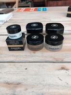 Pots factices Chanel, Enlèvement