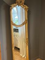 Landelijke Barok spiegel, Enlèvement