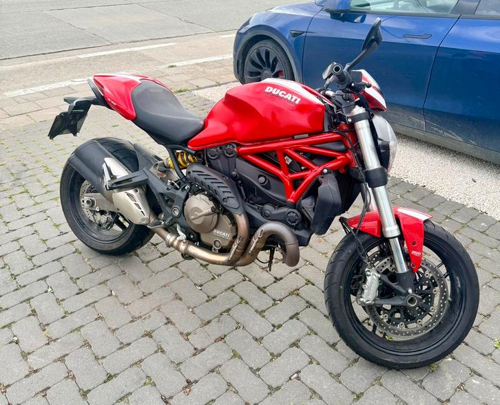 Ducati Monster, Motoren, Motoren | Ducati, Particulier, Naked bike, meer dan 35 kW, 2 cilinders, Motorrijbewijs A, ABS, Electronisch instelbare dempers