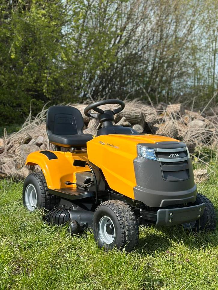 Tondeuse autoportée STIGA Tornado 3098 H 16,5 comme neuve !, Jardin & Terrasse, Tondeuses autoportées, Comme neuf, 90 à 120 cm