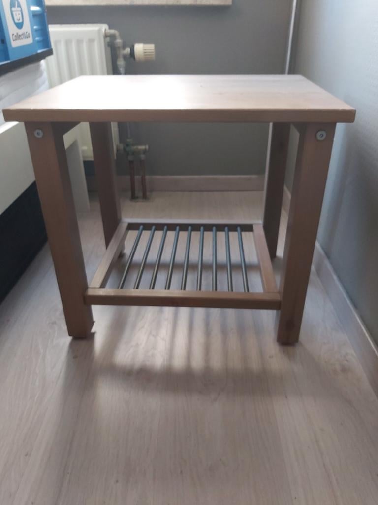 Table d'appoint, Enlèvement