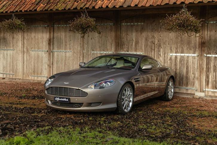 Aston Martin DB9 5.9 V12 Touchtronic Coupe Slechts 980km, Auto's, Aston Martin, Bedrijf, DB9, Alarm, Cruise Control, Lederen bekleding