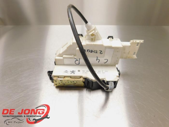 Serrure portière mécanique 2portes droite d'un Citroen C4, Autos : Pièces & Accessoires, -, 3 mois de garantie, Utilisé, -