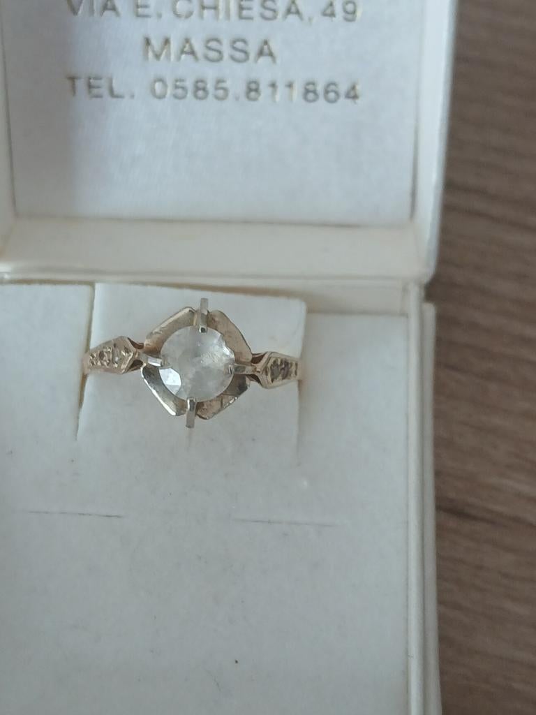 Prachtige 750 gouden ring met diamant doe een bod op de site, Ophalen of Verzenden, Goud, Goud