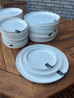 Set tijdloze borden, Ophalen