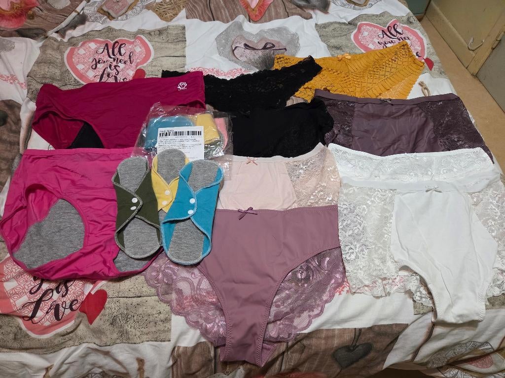 Nieuwe slipjes maat 48, Kleding | Dames, Ondergoed en Lingerie, ANDERE, Ophalen, Overige kleuren, Slip