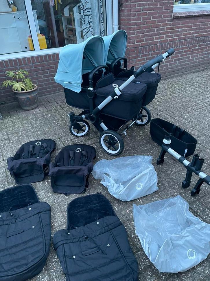 Mooie Bugaboo Donkey 3 Twin Grey Blue Kinderwagen compleet, Kinderen en Baby's, Kinderwagens en Combinaties, Zo goed als nieuw