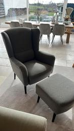 Oorfauteuil Canto + bijhorende poef 80 eur, Enlèvement, Comme neuf, Gris, Tissus