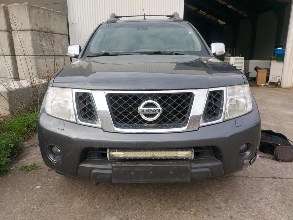 Navara 2.5 diesel 2011 200k km, Auto's, Nissan, Diesel, Te koop