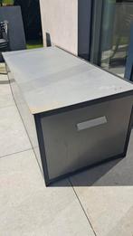 Coffre de jardin métallique, Enlèvement