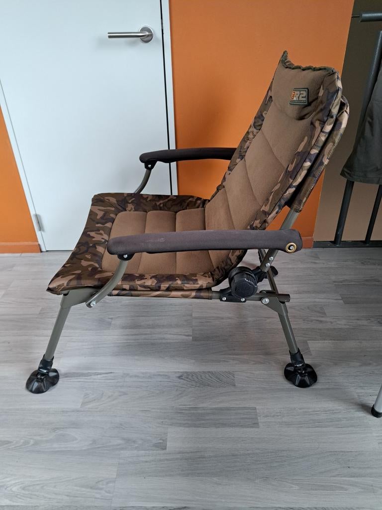 Fox R2 camo recliner chair, Watersport en Boten, Hengelsport | Karpervissen, Ophalen, Zo goed als nieuw, Overige typen