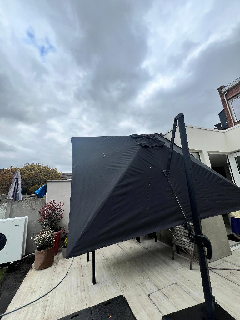 Parasol met voet, Ophalen, Gebruikt, 2 tot 3 meter, Zweefparasol