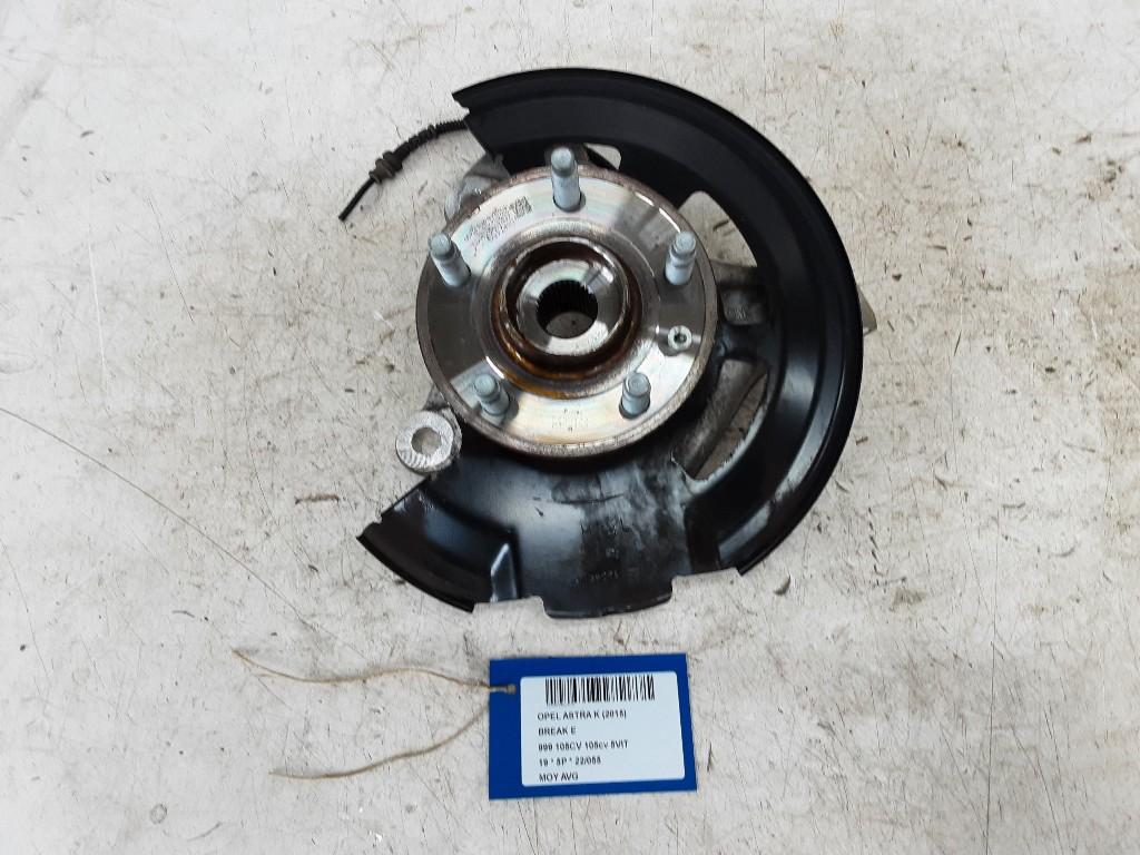 MOYEU DE ROUE AVANT GAUCHE Opel Astra K Sports Tourer, Autos : Pièces & Accessoires, Freins & Transmission, Opel, Utilisé