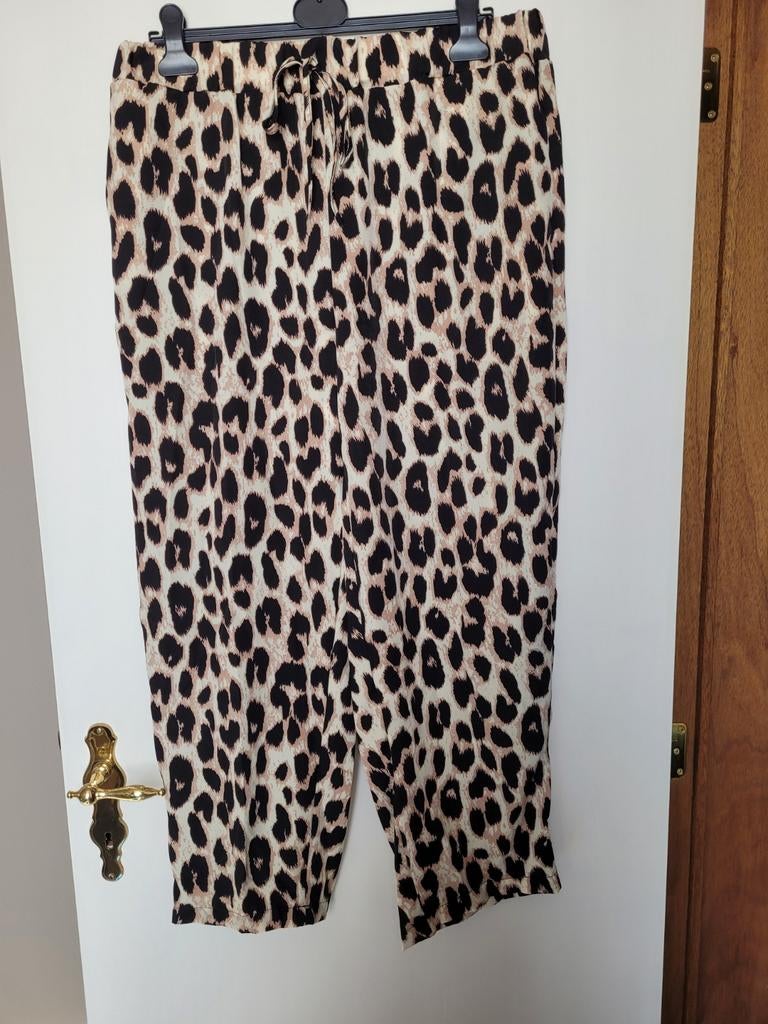 Damesbroek nieuw maat xxl(48)bruine print, Kleding | Dames, Ophalen of Verzenden