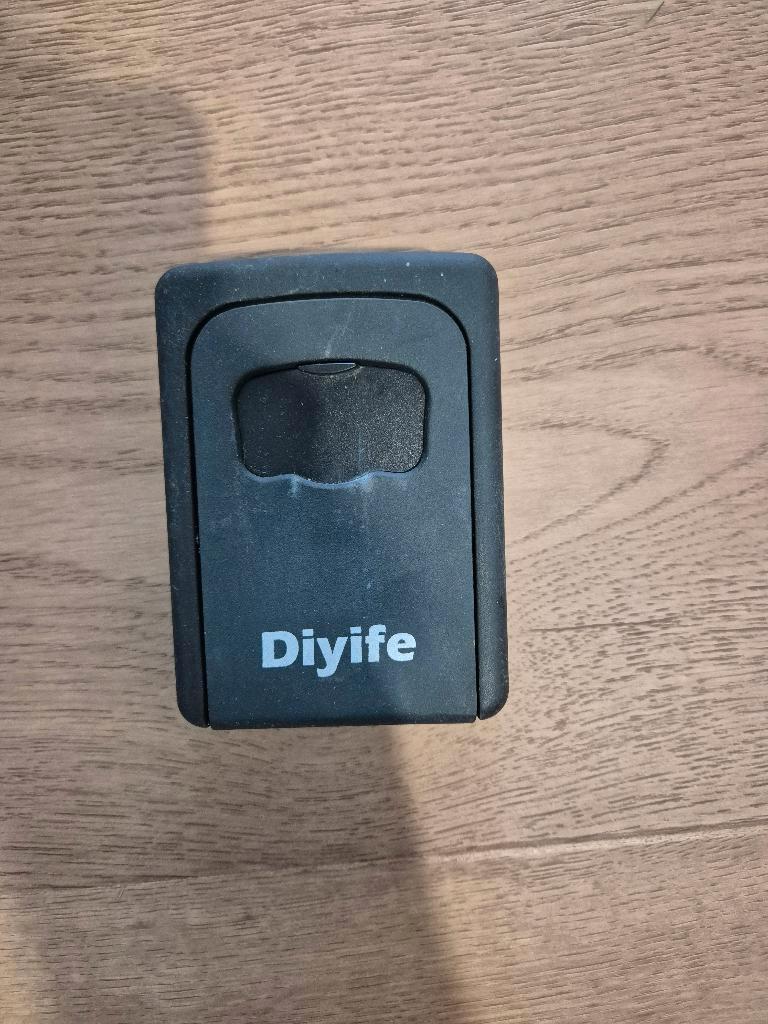 Boîte à clés sécurisée à code – fixation murale, Autres types, 8 cm, Métal, Enlèvement