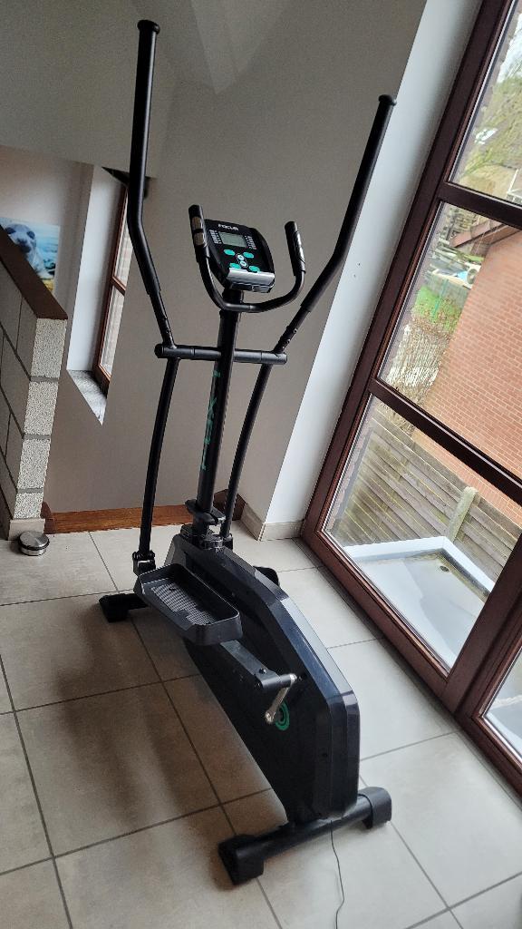 Focus Fitness FOX 1 crosstrainer, Sport en Fitness, Fitnessapparatuur, Zo goed als nieuw, Crosstrainer, Ophalen