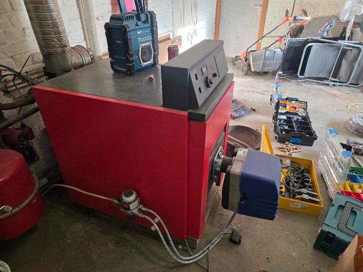 Chaudiere a mazout, Bricolage & Construction, Chauffage & Radiateurs, Comme neuf, 500 à 800 watts, 30 à 80 cm, Moins de 60 cm